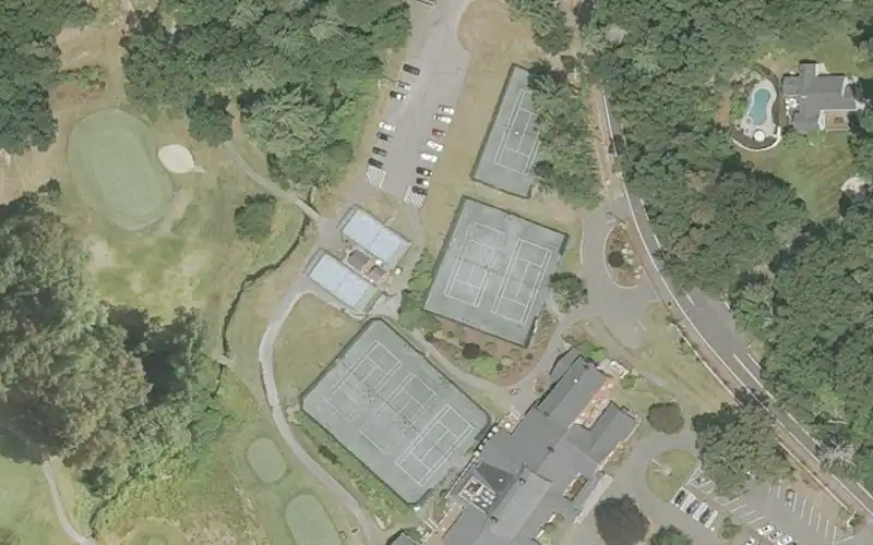 Hop Meadow Country Club photo 2