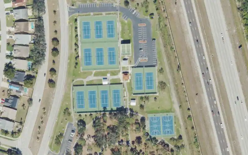Three Oaks Park photo 2