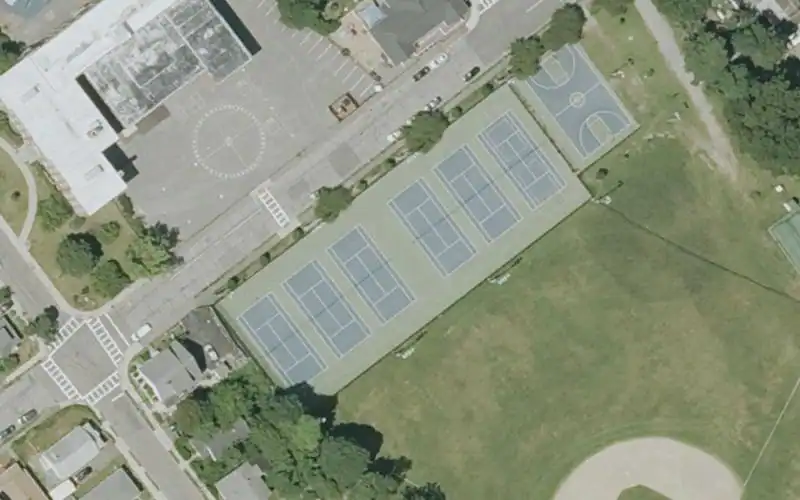 Bishop Playground photo 2