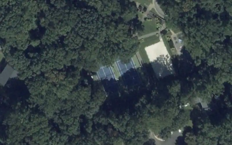 Tallyho Swim & Tennis Club photo 2