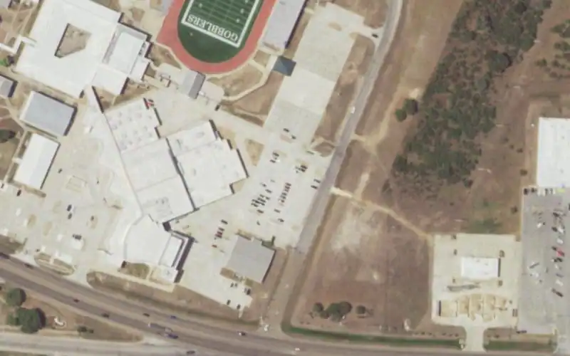 Cuero High School photo 2