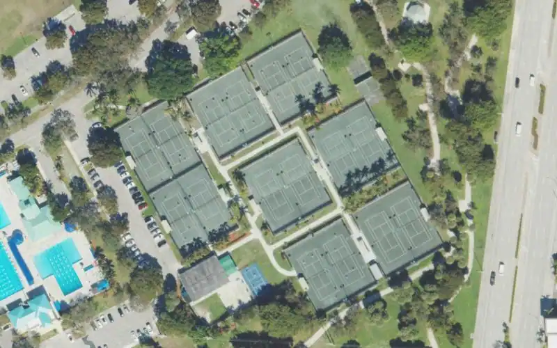 Pompano Beach Municipal Tennis Center photo 2