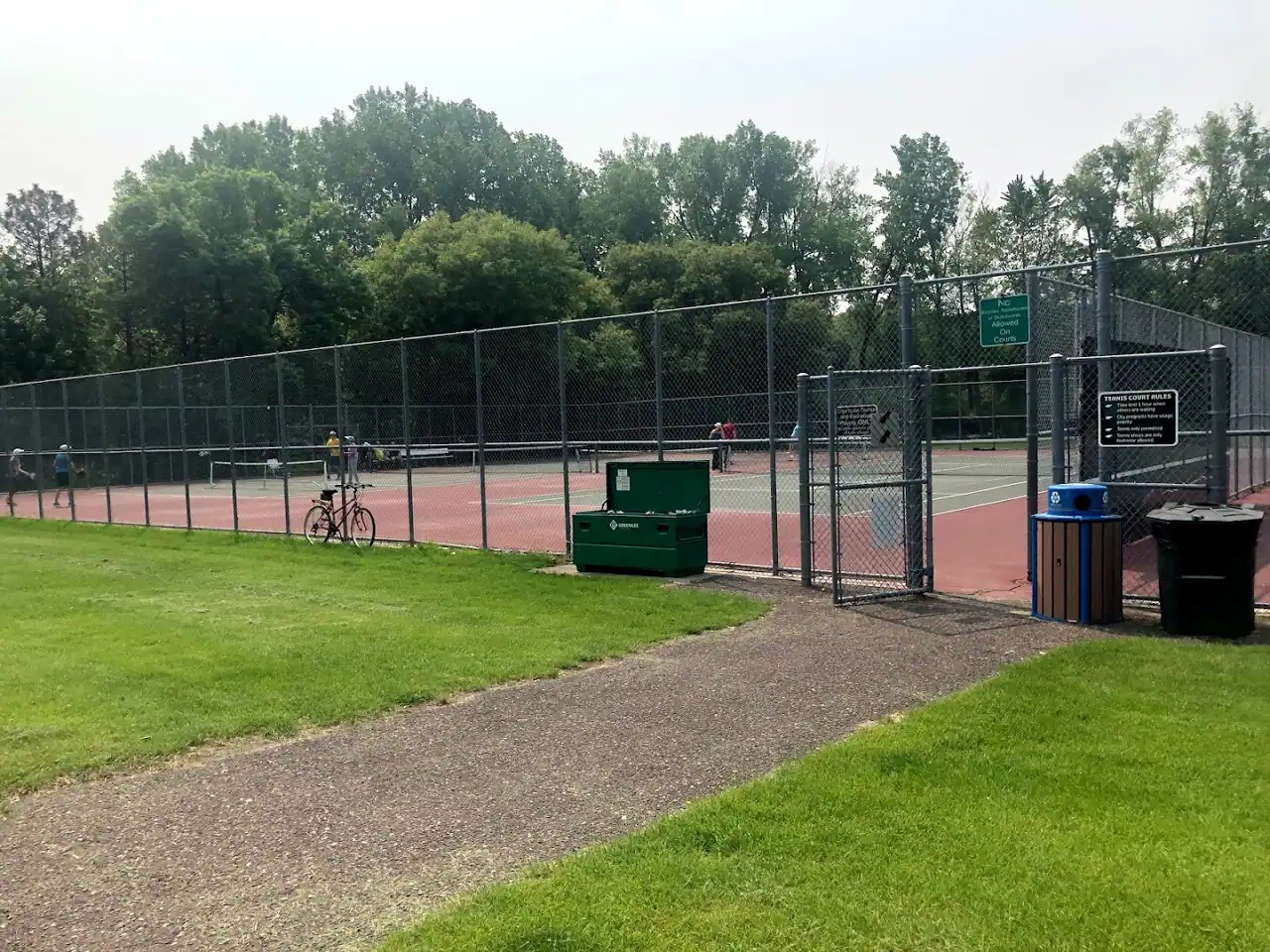 Mound Ave Tennis & Pickleball Courts photo 2