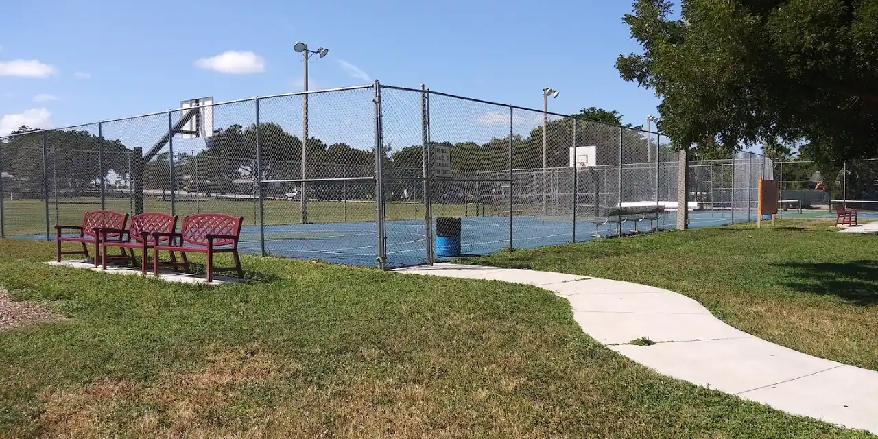Sunset Ridge Park photo 2