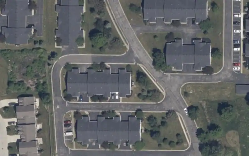 The Village at Avon Apts photo 2