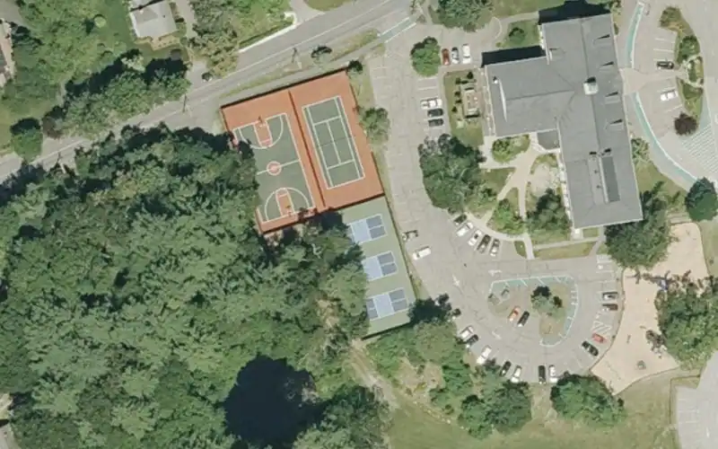 Courts at Duxbury Library photo 2