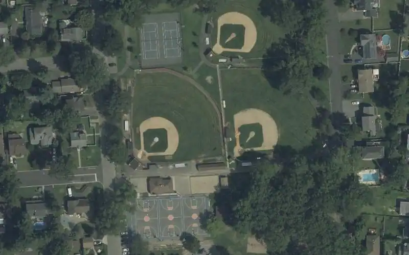 Veterans Memorial Park photo 2