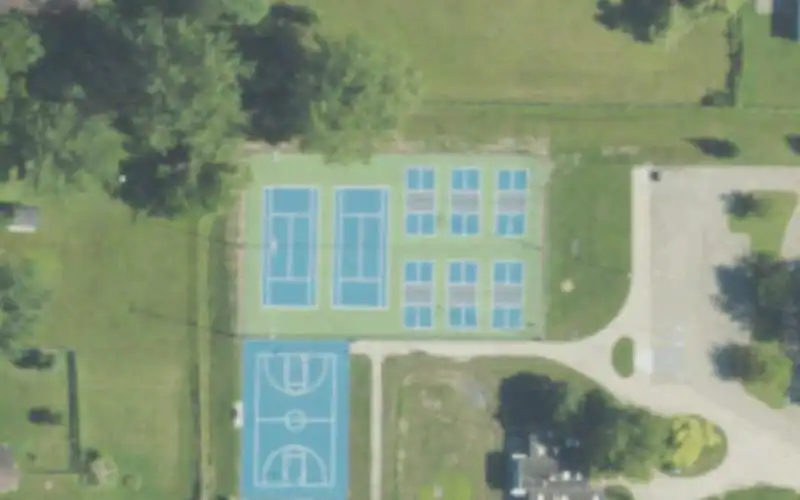 Zilwaukee Pool Park photo 3