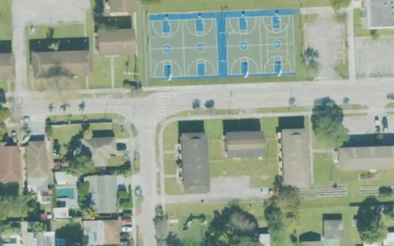Charles R. Drew K-8 Center Tennis Courts photo 2