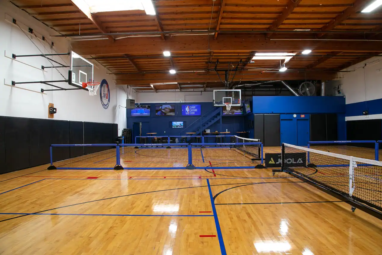 HB Sports Warehouse photo 2