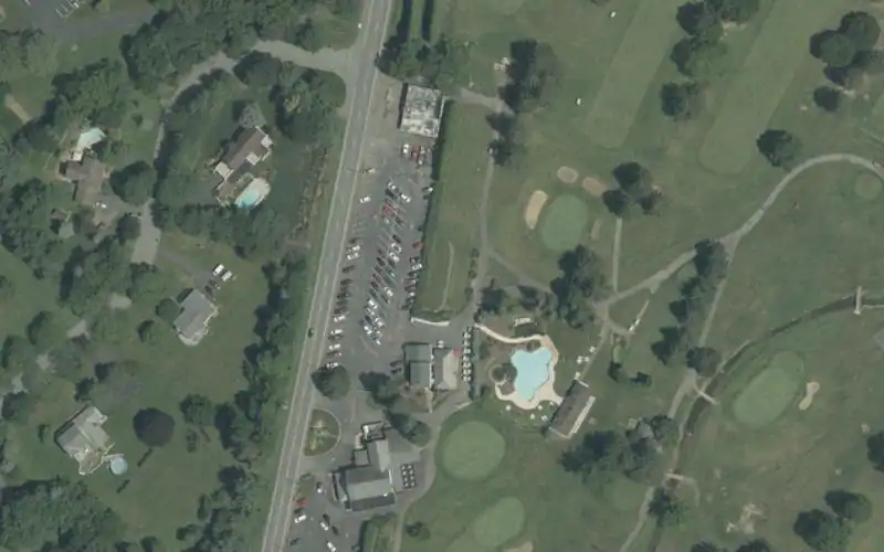 Harkers Hollow Country Club photo 2