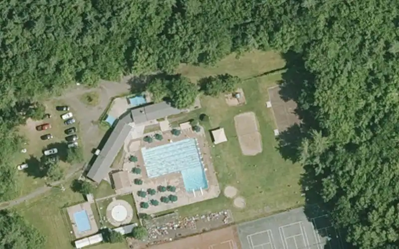 Pine Acres Swim and Tennis photo 2