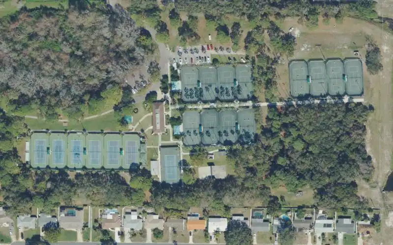Henry L. McMullen Tennis Complex photo 2