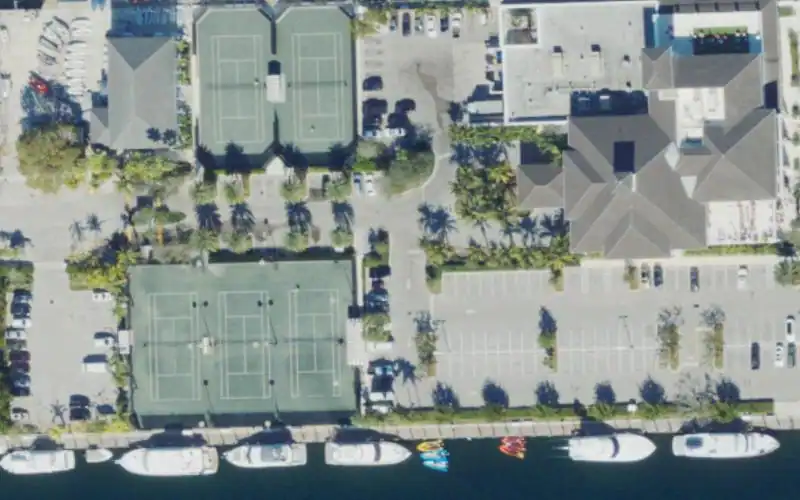 Lauderdale Yacht Club photo 2