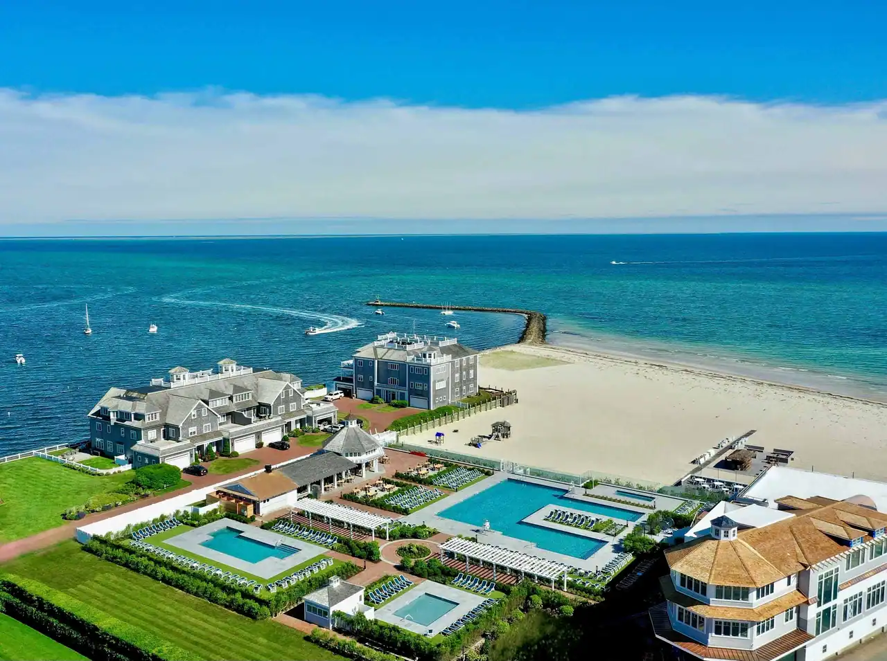 Wychmere Harbor Beach and Tennis Club photo 2