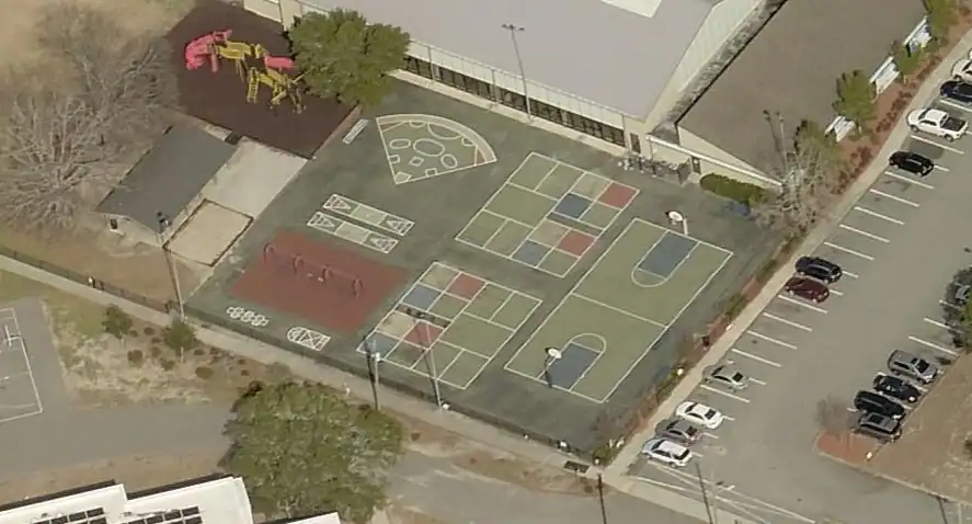Pepper Geddings Recreation Center photo 2
