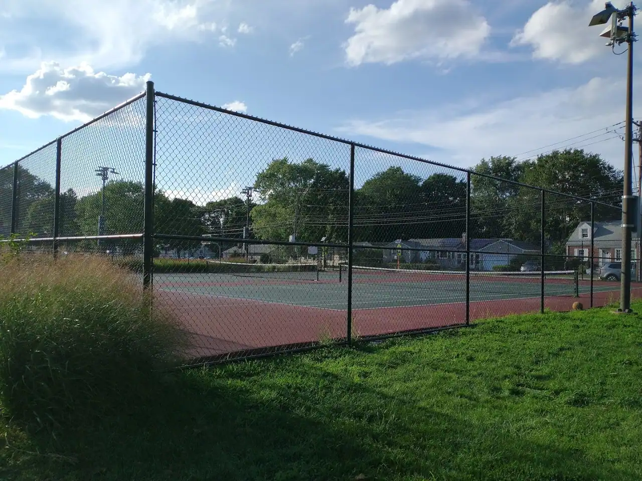Graverson Playground photo 2