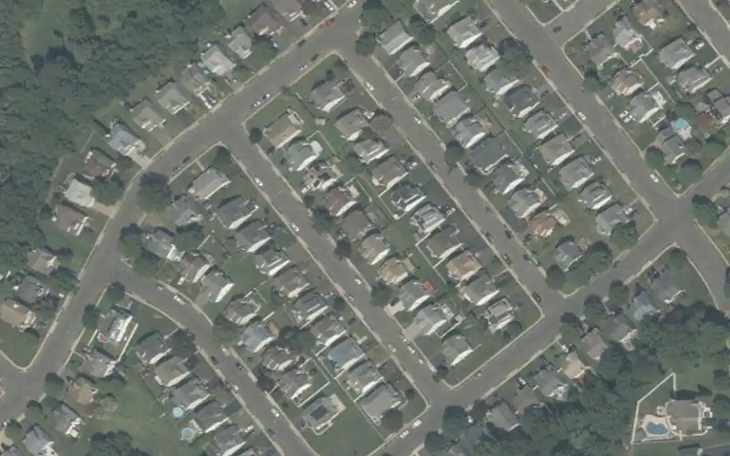Bailly Drive Tennis Courts photo 2