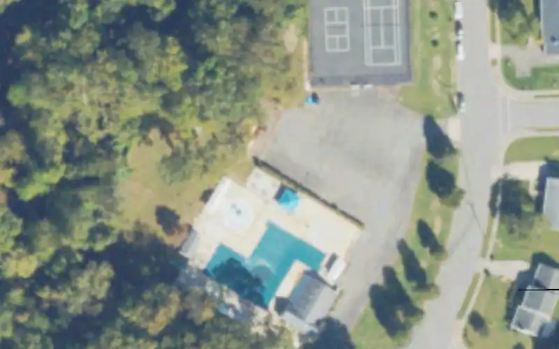 Ravensworth Farm Swim and Racquet Club photo 2