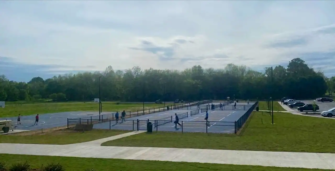 Williams Pickleball Courts photo 2