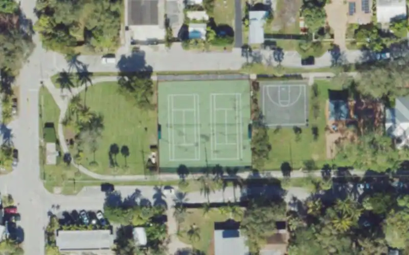 Riverside Park photo 2