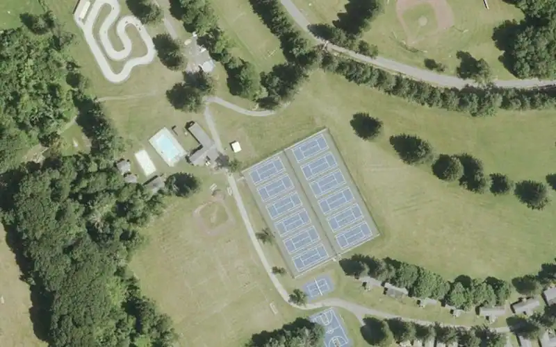 KenMont KenWood Camps photo 2