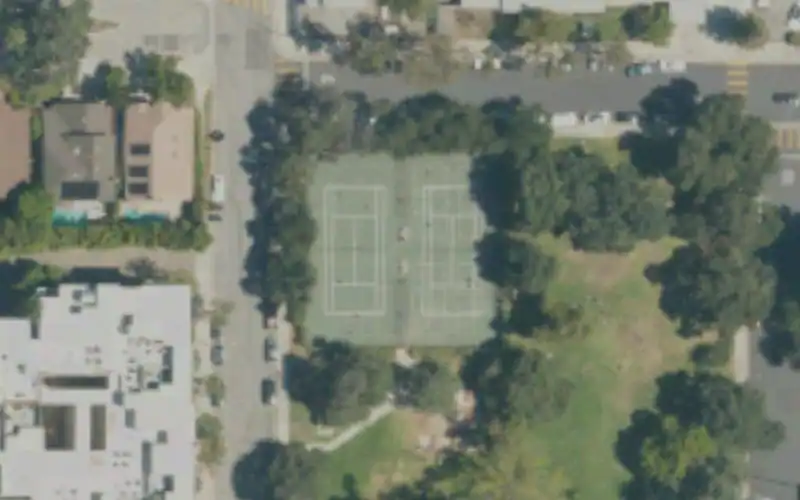 Encino Park photo 2