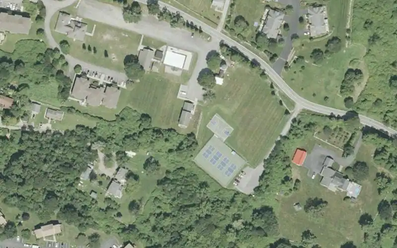 Clarke Pointe Park photo 3