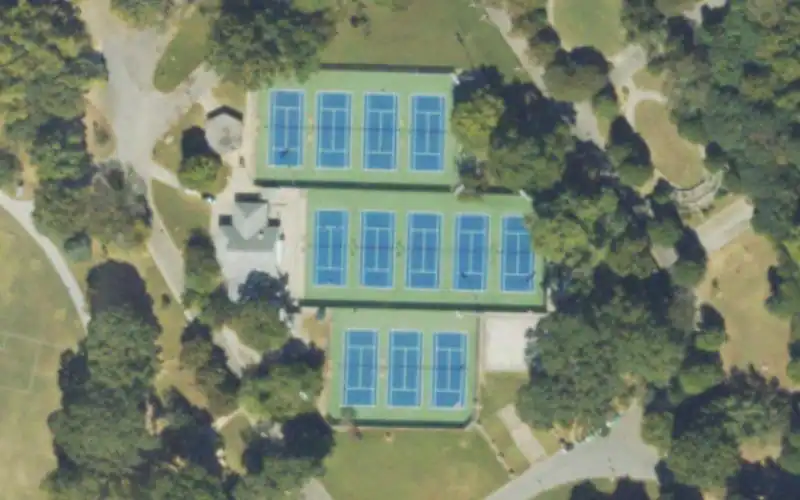 Sharon Lester Tennis Center photo 3