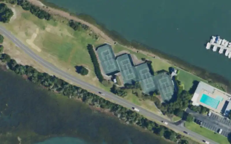 Figure Eight Island Yacht Club photo 2