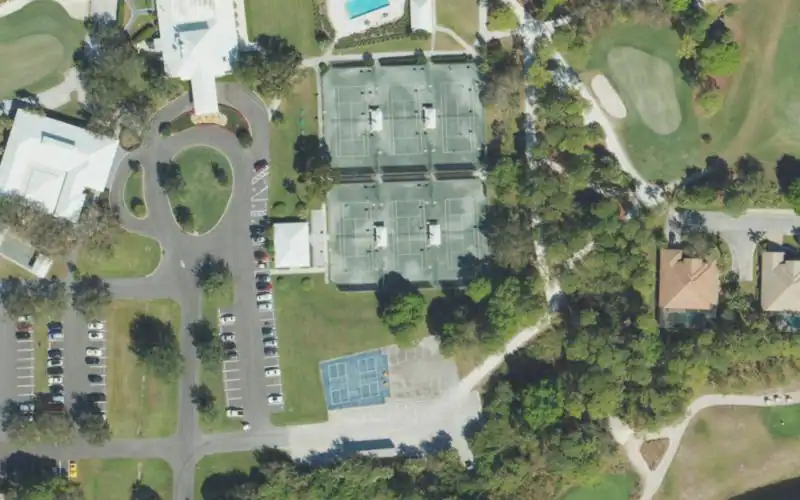 The Legacy Golf and Tennis Club photo 2