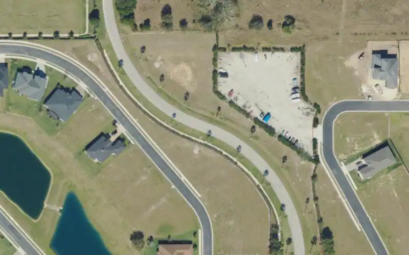 Crystal Lake Park Tennis Courts photo 2