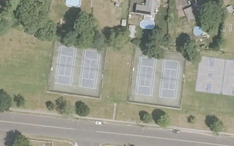 Anderson Avenue Playground photo 2