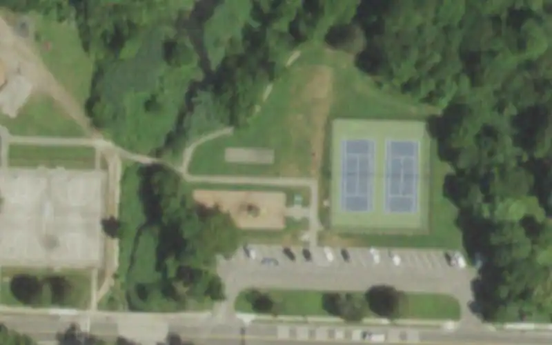 Locust Avenue Park photo 2