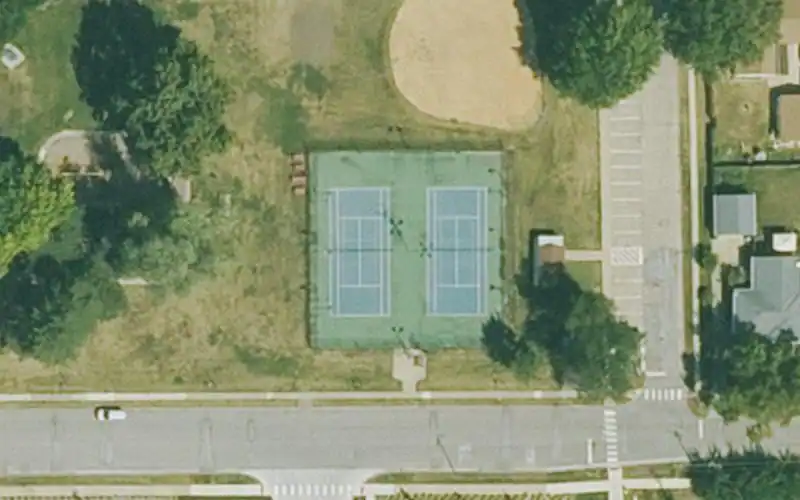 Lions Park photo 2
