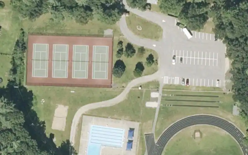 Barnard Park Tennis Courts photo 2