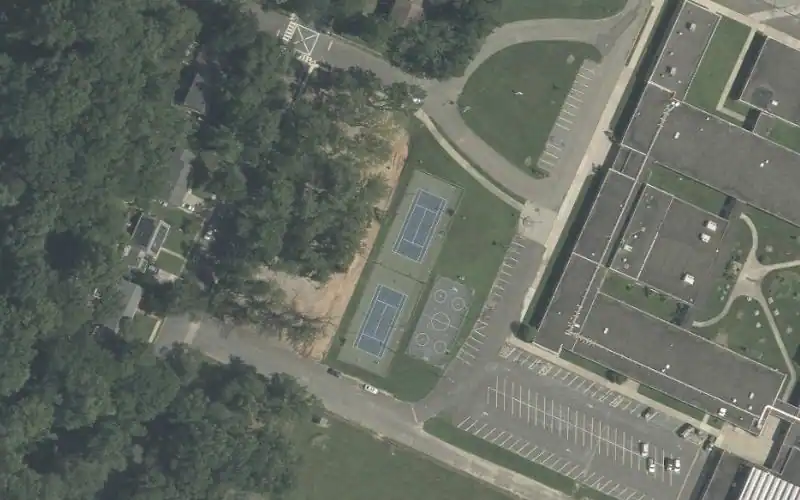 Carusi Middle School photo 2
