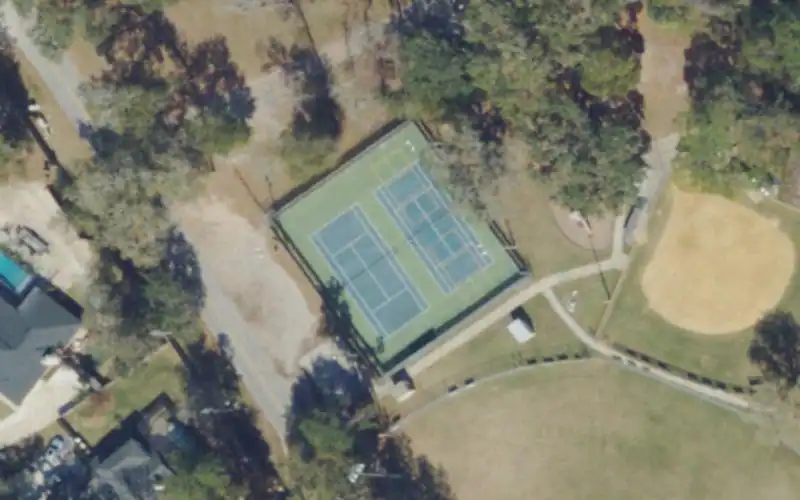 Alberts Tennis Court photo 2