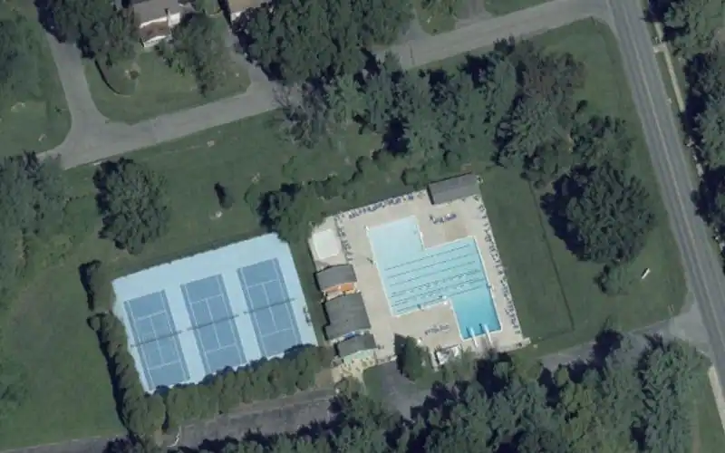 The Beach Tennis & Pool Club photo 3