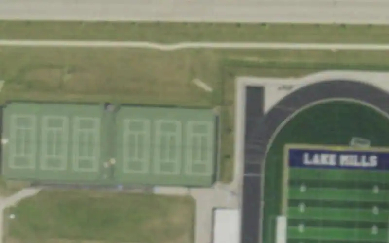 Lake Mills High School photo 3