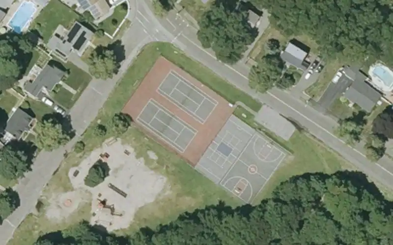 Gowdy Memorial Playground photo 2