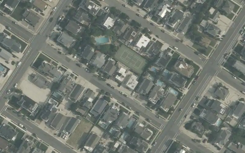 West 19th Street Tennis Courts photo 2