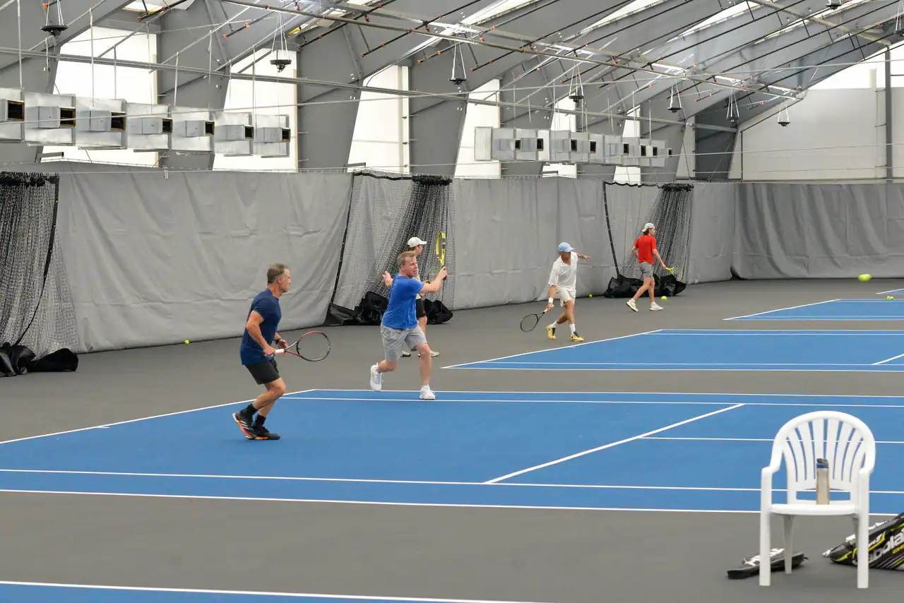 Advantage Indoor photo 2