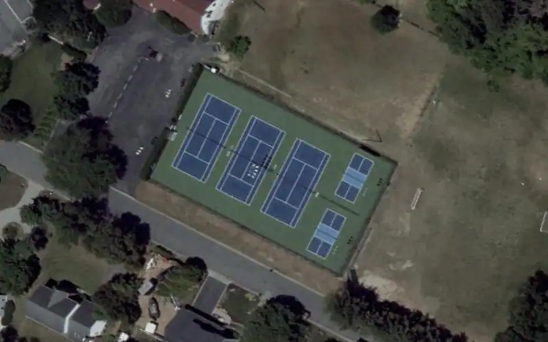 Ulmstead Club photo 3