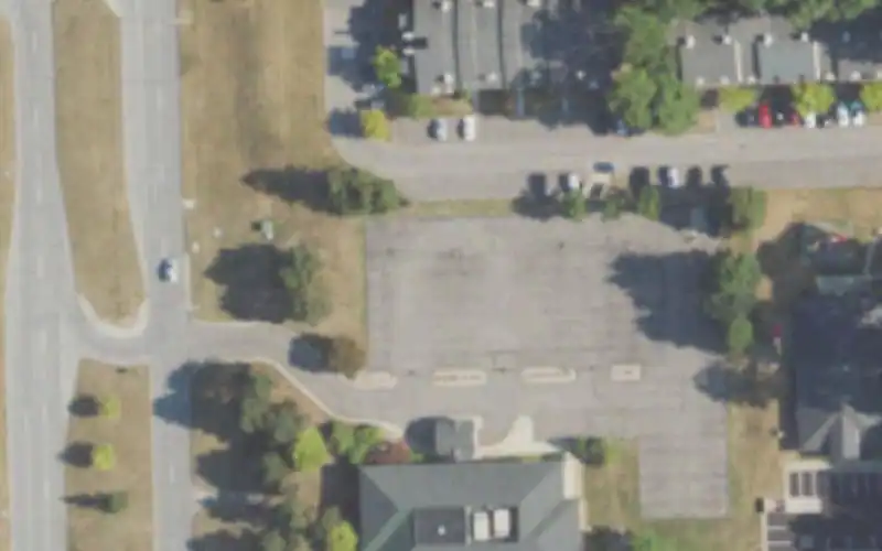 Fairlane Meadow Apts photo 2