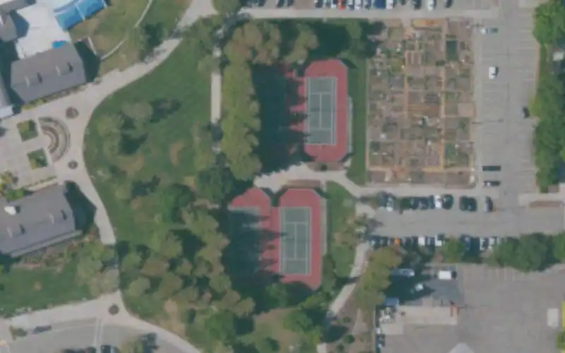 Robert Livermore Tennis Park photo 2