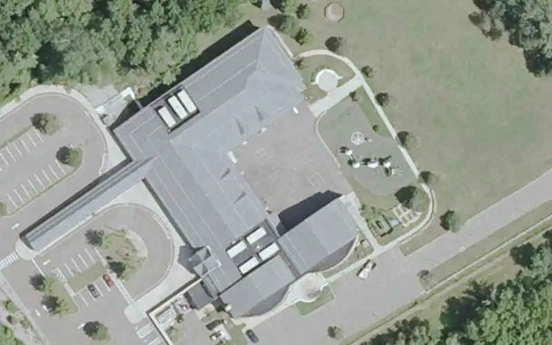 Western CT Academy for International Studies Elementary Magnet photo 2