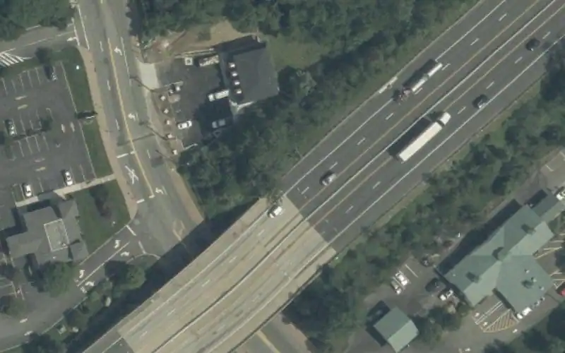 Franklin Lakes Racquet Club photo 2