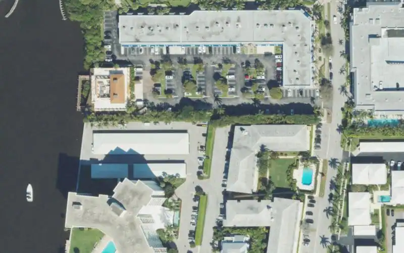 Reserve Courts at The Seagate photo 2
