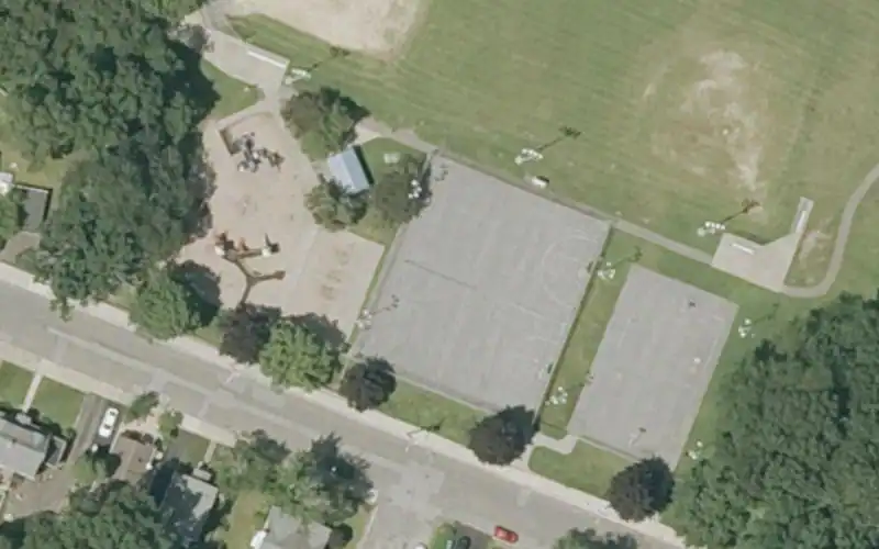 Carr Park photo 2